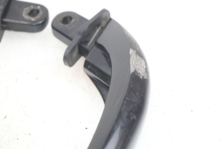 photo de ALÇA TRASEIRA YAMAHA X-MAX XMAX 250 (2006 - 2009) - Estado da superfície