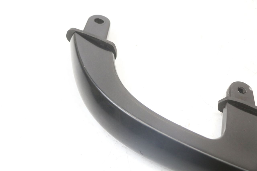 photo de ALÇA TRASEIRA YAMAHA X-MAX XMAX 250 (2006 - 2009) - Pontos de fixação