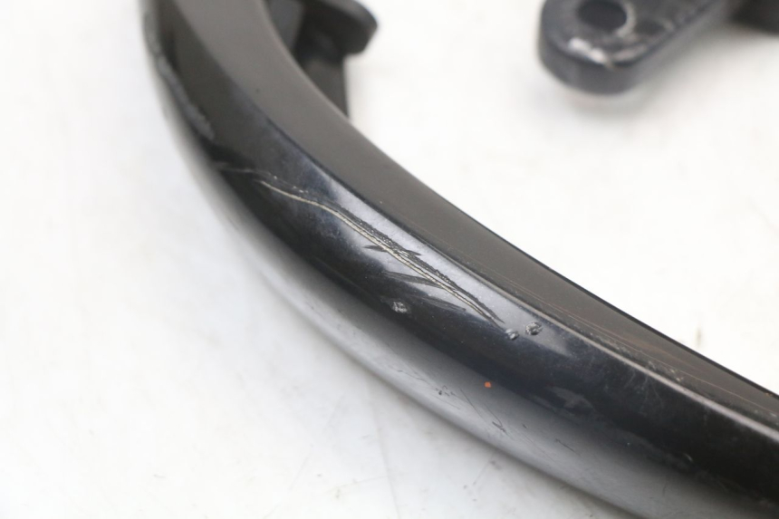 photo de ALÇA TRASEIRA YAMAHA X-MAX XMAX 250 (2006 - 2009) - Marcações e referências