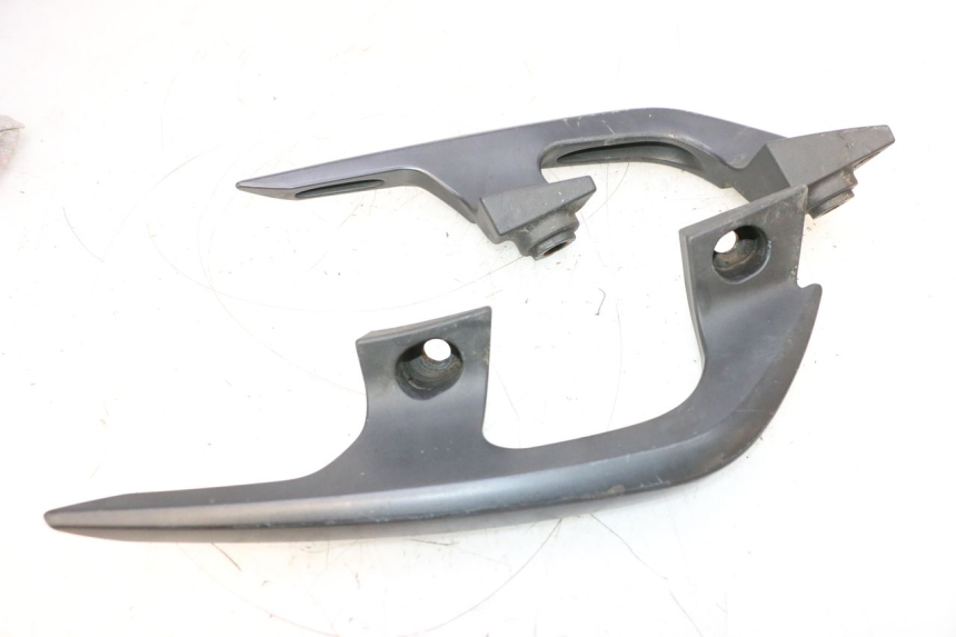 photo de ALÇA TRASEIRA YAMAHA X-MAX XMAX 125 (2010 - 2013) - Detalhe da peça