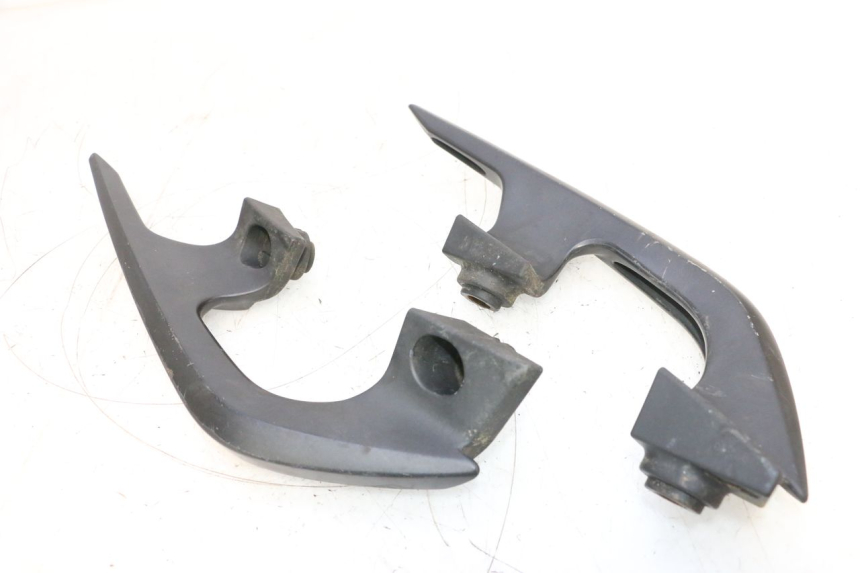 photo de ALÇA TRASEIRA YAMAHA X-MAX XMAX 125 (2010 - 2013) - Zoom do estado de desgaste