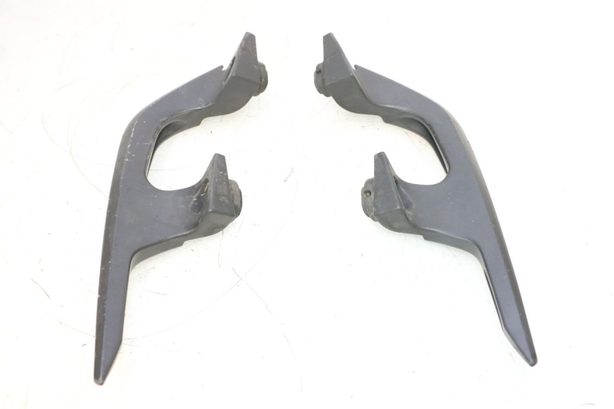 photo de ALÇA TRASEIRA YAMAHA X-MAX XMAX 125 (2010 - 2013) - Estado da superfície