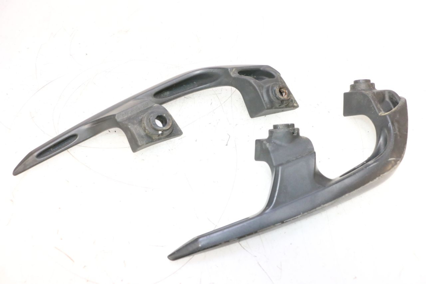 photo de ALÇA TRASEIRA YAMAHA X-MAX XMAX 125 (2010 - 2013) - Marcações e referências
