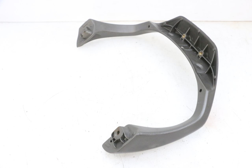 photo de ALÇA TRASEIRA PIAGGIO X8 125 (2004 - 2007) - Detalhe da peça