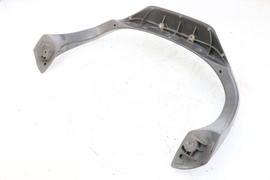 photo de ALÇA TRASEIRA PIAGGIO X8 125 (2004 - 2007) - Detalhe da peça