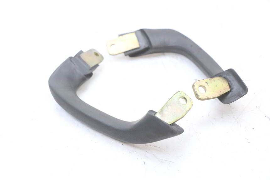 photo de ALÇA TRASEIRA YAMAHA XJ600 XJ DIVERSION 600 (1992 - 1997) - Detalhe da peça