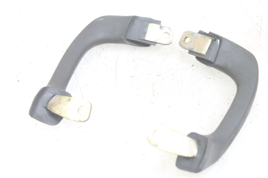 photo de ALÇA TRASEIRA YAMAHA XJN DIVERSION 600 (2000 - 2003) - Detalhe da peça