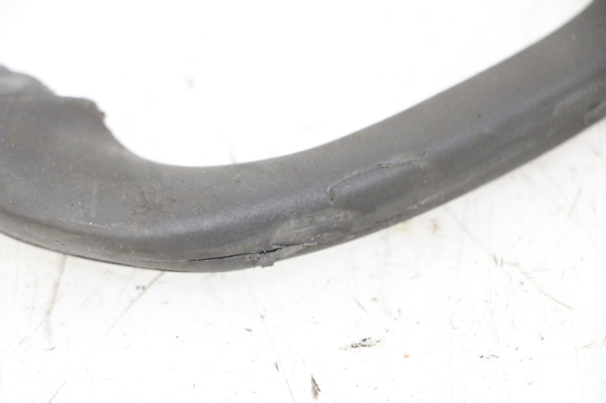 photo de ALÇA TRASEIRA YAMAHA XJN DIVERSION 600 (2000 - 2003) - Pontos de fixação