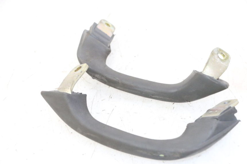 photo de ALÇA TRASEIRA YAMAHA XJN DIVERSION 600 (2000 - 2003) - Estado da superfície