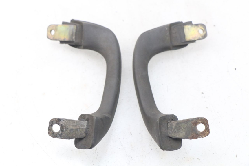 photo de ALÇA TRASEIRA YAMAHA XJN XJ N DIVERSION 600 (1994 - 1997) - Zoom do estado de desgaste