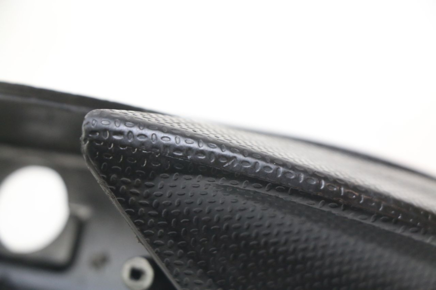 photo de ALÇA TRASEIRA PIAGGIO ZIP 2T 50 (2009 - 2019) - Detalhe da peça