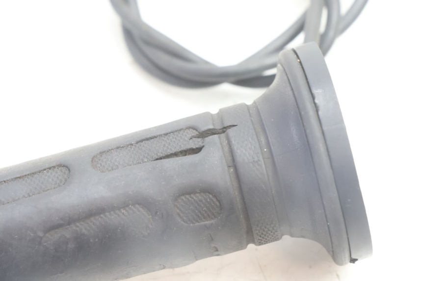 photo de Punho do guidão BMW C1 125 (2000 - 2003) - Zoom do estado de desgaste
