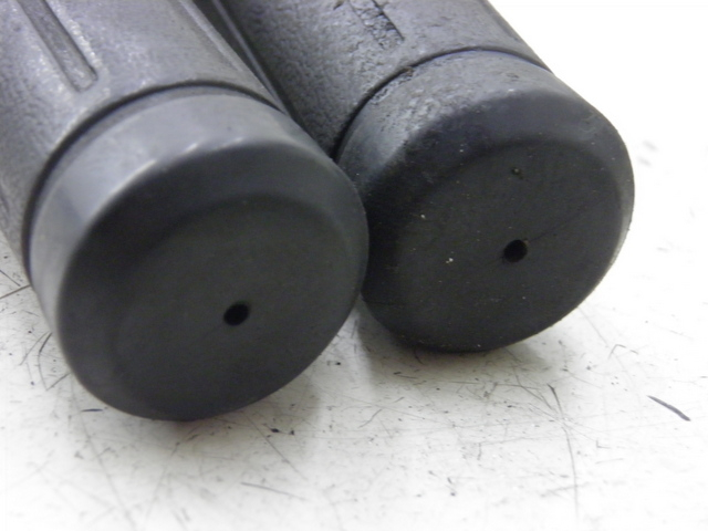 photo de MANETE DO GUIDÃO HONDA NHX LEAD 110 (2008 - 2010) - Detalhe da peça