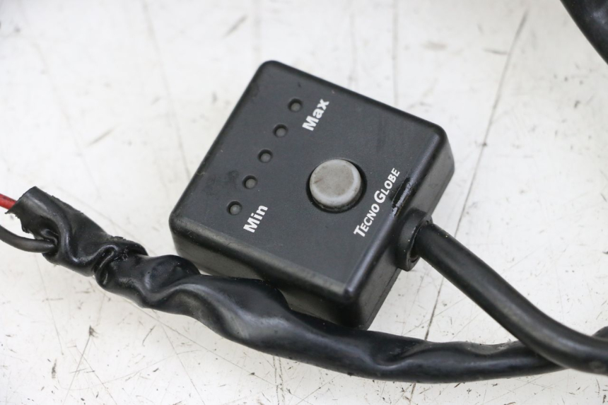 photo de MANETE DO GUIDÃO PIAGGIO MP3 LT 400 (2007 - 2012) - Outro ângulo de visão