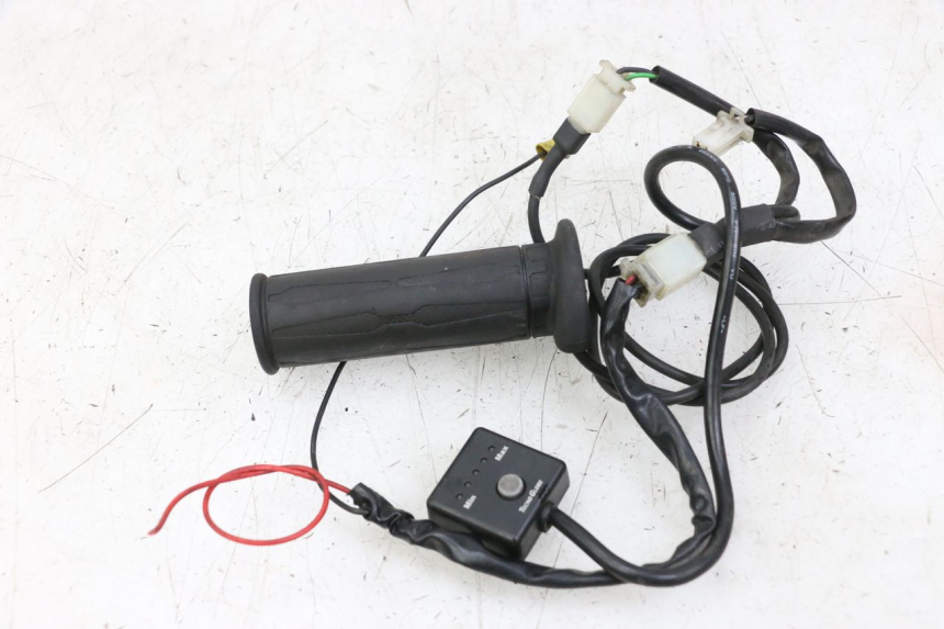 photo de MANETE DO GUIDÃO PIAGGIO MP3 LT 400 (2007 - 2012) - Ampliação técnica