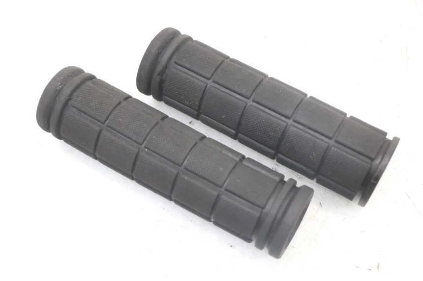 photo de MANETE DO GUIDÃO DUALTRON TOGO PLUS 1 - Detalhe da peça