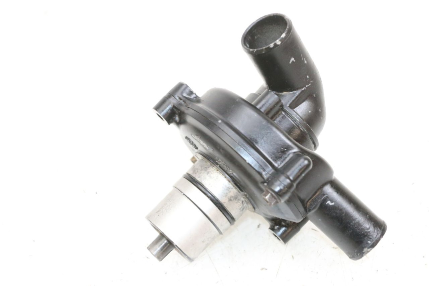 photo de BOMBA DE ÁGUA MV AGUSTA BRUTALE R WALLY 910 (2008 - 2008) - Pontos de fixação