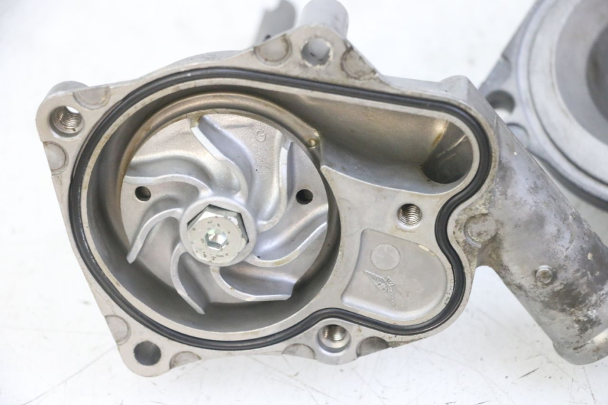 photo de BOMBA DE ÁGUA HONDA CB R 1000 (2018 - 2023) - Peça verificada