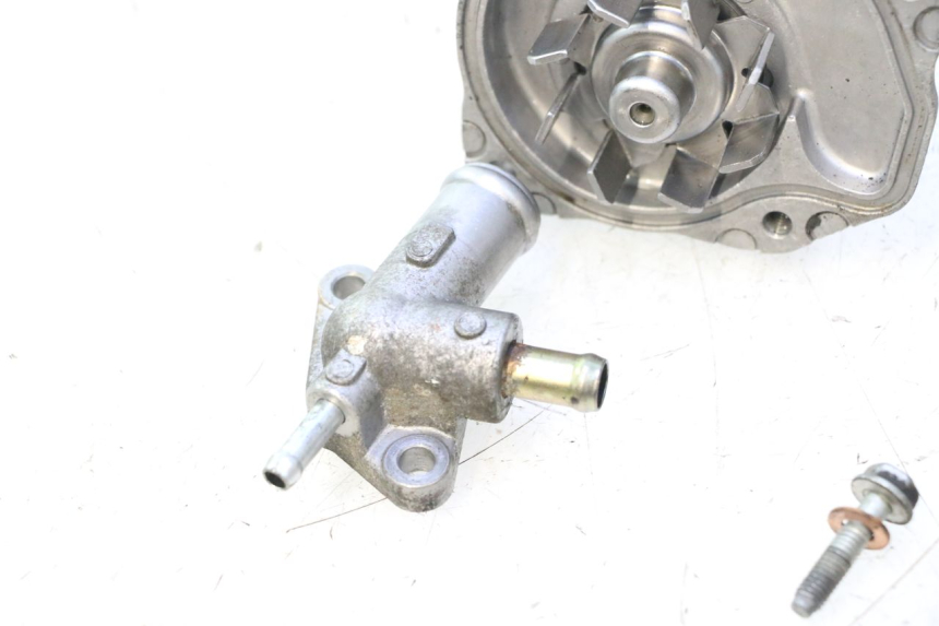 photo de BOMBA DE ÁGUA HONDA FJS SILVER WING SILVERWING 400 (2005 - 2008) - Estado da superfície