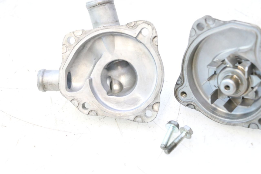 photo de BOMBA DE ÁGUA HONDA FJS SILVER WING SILVERWING 400 (2005 - 2008) - Estado da superfície