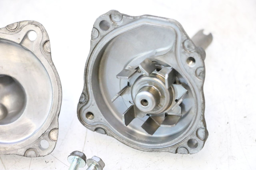 photo de BOMBA DE ÁGUA HONDA FJS SILVER WING SILVERWING 400 (2005 - 2008) - Peça verificada