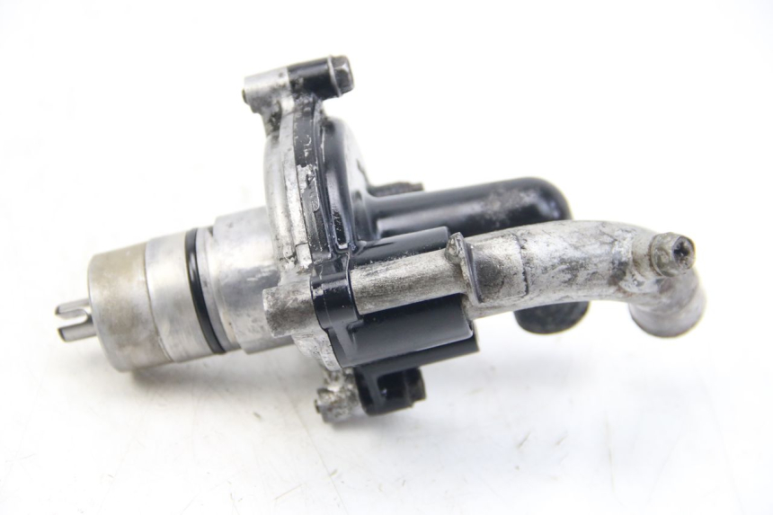 photo de BOMBA DE ÁGUA YAMAHA FZS FAZER 600 (2001 - 2003) - Detalhe da peça