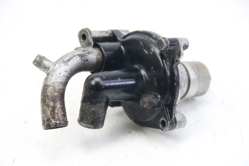 photo de BOMBA DE ÁGUA YAMAHA FZS FAZER 600 (2001 - 2003) - Outro ângulo de visão