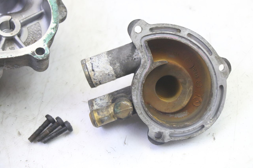 photo de BOMBA DE ÁGUA PIAGGIO MP3 RL 250 (2006 - 2010) - Pontos de fixação