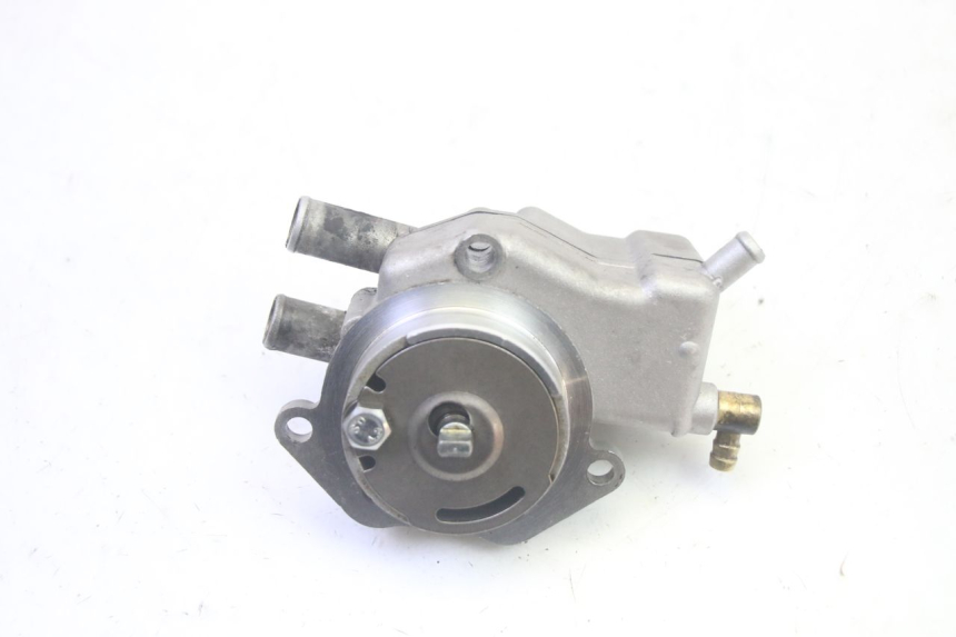photo de BOMBA DE ÁGUA YAMAHA NEOS NEO'S 4T 50 (2008 - 2016) - Pontos de fixação