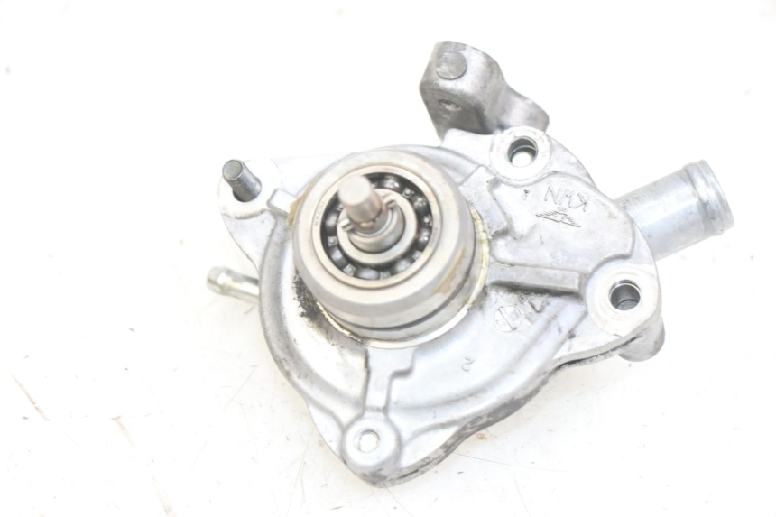 photo de BOMBA DE ÁGUA HONDA PCX (JF28) 125 (2009 - 2011) - Zoom do estado de desgaste
