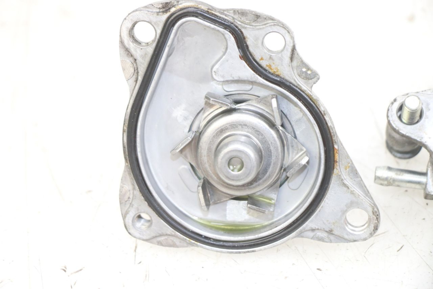 photo de BOMBA DE ÁGUA HONDA PCX (JF28) 125 (2009 - 2011) - Vista geral