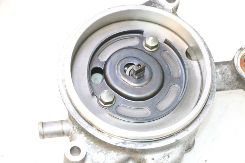 photo de BOMBA DE ÁGUA YAMAHA XMAX X-MAX 125 (2006 - 2009) - Pontos de fixação
