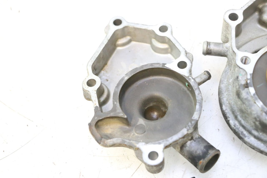 photo de BOMBA DE ÁGUA YAMAHA XMAX X-MAX 125 (2006 - 2009) - Detalhes característicos