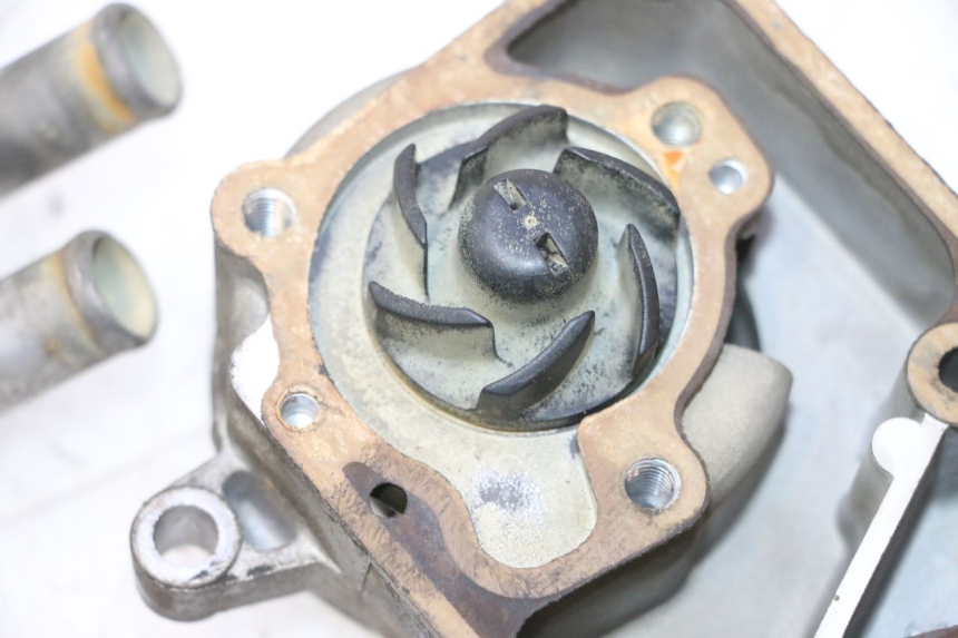 photo de BOMBA DE ÁGUA YAMAHA YP MAJESTY 125 (2007 - 2010) - Peça verificada