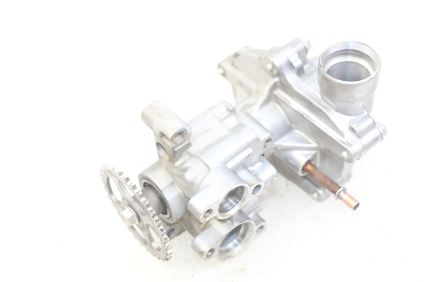 photo de BOMBA DE ÁGUA YAMAHA YZF R1 1000 (2007 - 2008) - Outro ângulo de visão