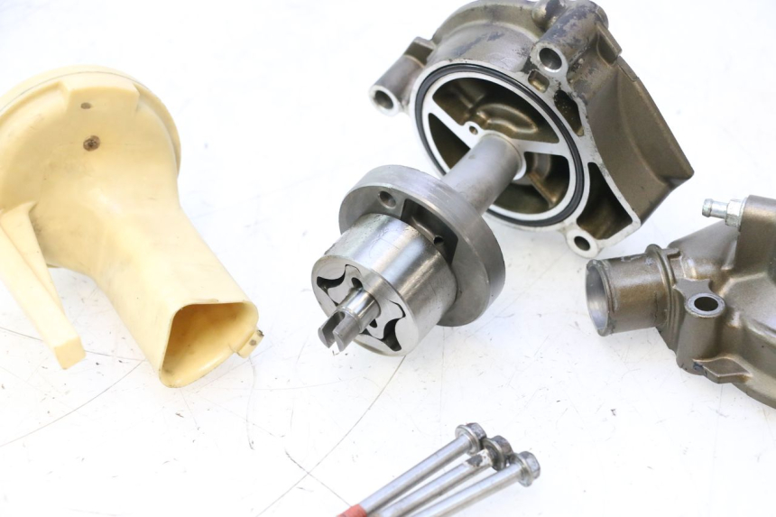photo de BOMBA DE ÁGUA KAWASAKI ZX-6R ZX6R 600 (2000 - 2002) - Vista geral