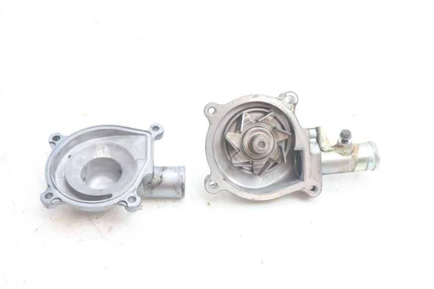 photo de BOMBA DE ÁGUA KAWASAKI ZZR 600 (1995 - 2004) - Detalhe da peça