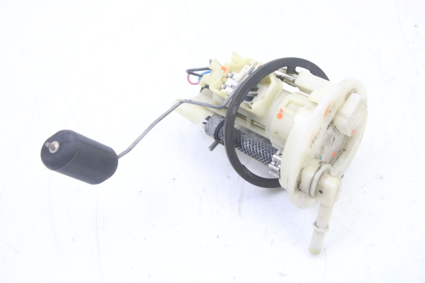 photo de BOMBA DE COMBUSTÍVEL YAMAHA BW'S BWS 125 (2010 - 2013) - Zoom do estado de desgaste