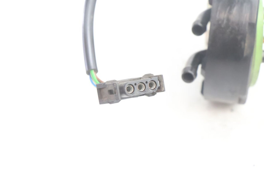 photo de BOMBA DE COMBUSTÍVEL BMW C1 125 (2000 - 2003) - Ampliação técnica