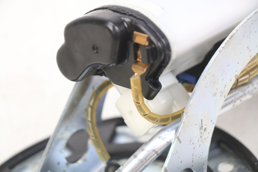photo de BOMBA DE COMBUSTÍVEL HONDA CB R 1000 (2018 - 2023) - Vista geral