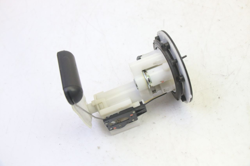 photo de BOMBA DE COMBUSTÍVEL YAMAHA CYGNUS X INJECTION 125 (2007 - 2013) - Outro ângulo de visão
