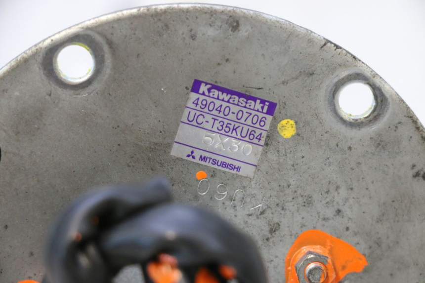photo de BOMBA DE COMBUSTÍVEL KAWASAKI ER-6 ER6 F ABS 650 (2012 - 2016) - Estado da superfície