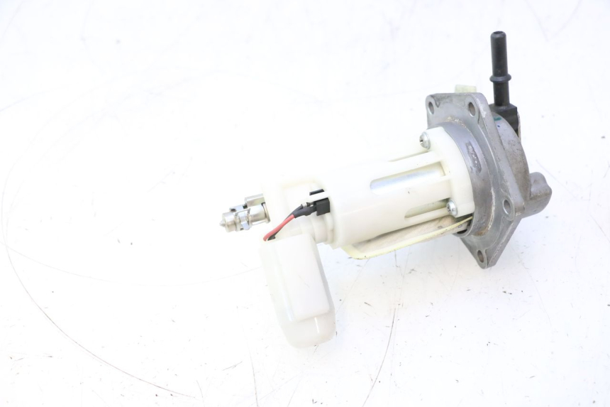 photo de Bomba de combustível KAWASAKI ER-6 ER6 N 650 (2005 - 2009) - Estado da superfície