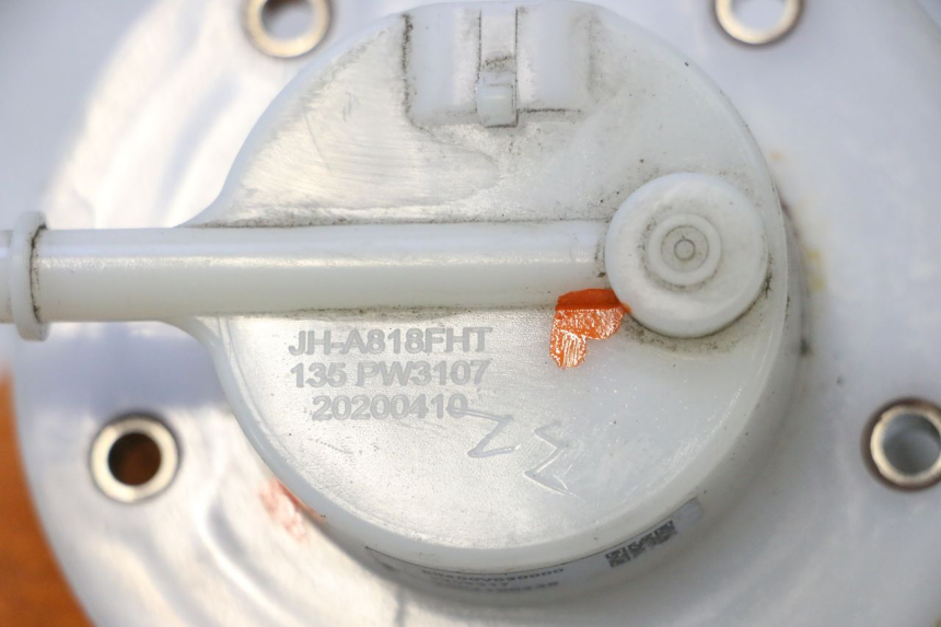 photo de BOMBA DE COMBUSTÍVEL KEEWAY F-ACT FACT EVO 50 (2020 - 2026) - Zoom do estado de desgaste