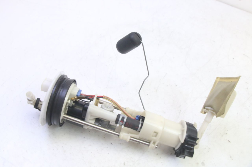 photo de BOMBA DE COMBUSTÍVEL HONDA FES S-WING SWING ABS 125 (2007 - 2015) - Zoom do estado de desgaste