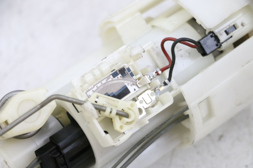 photo de BOMBA DE COMBUSTÍVEL YAMAHA FJR ABS 1300 (2006 - 2012) - Outro ângulo de visão
