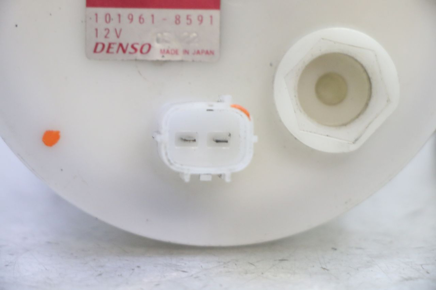 photo de BOMBA DE COMBUSTÍVEL YAMAHA FZ6 N FAZER 600 (2004 - 2006) - Pontos de fixação