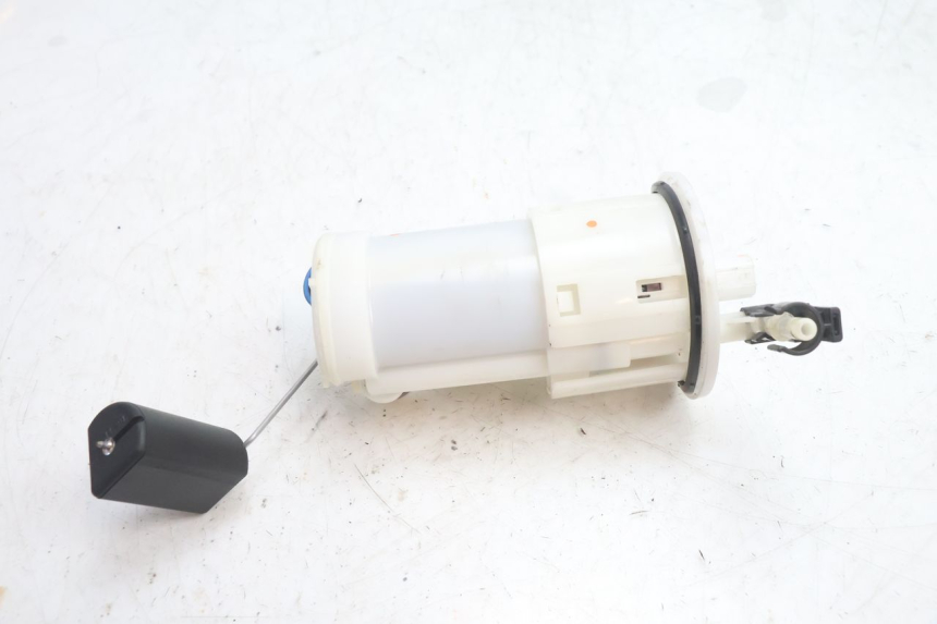 photo de BOMBA DE COMBUSTÍVEL YAMAHA FZ8 800 (2010 - 2016) - Zoom do estado de desgaste