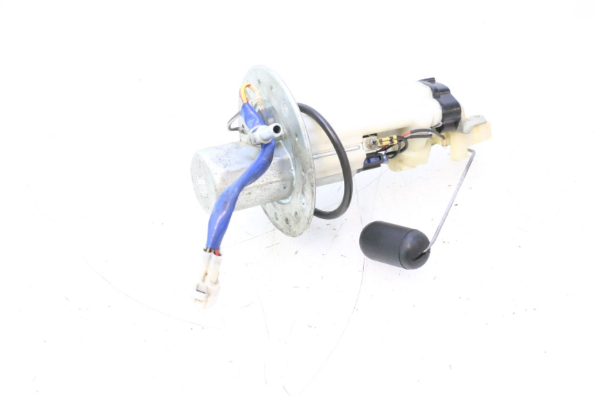 photo de BOMBA DE COMBUSTÍVEL SUZUKI GSR 600 (2005 - 2012) - Pontos de fixação