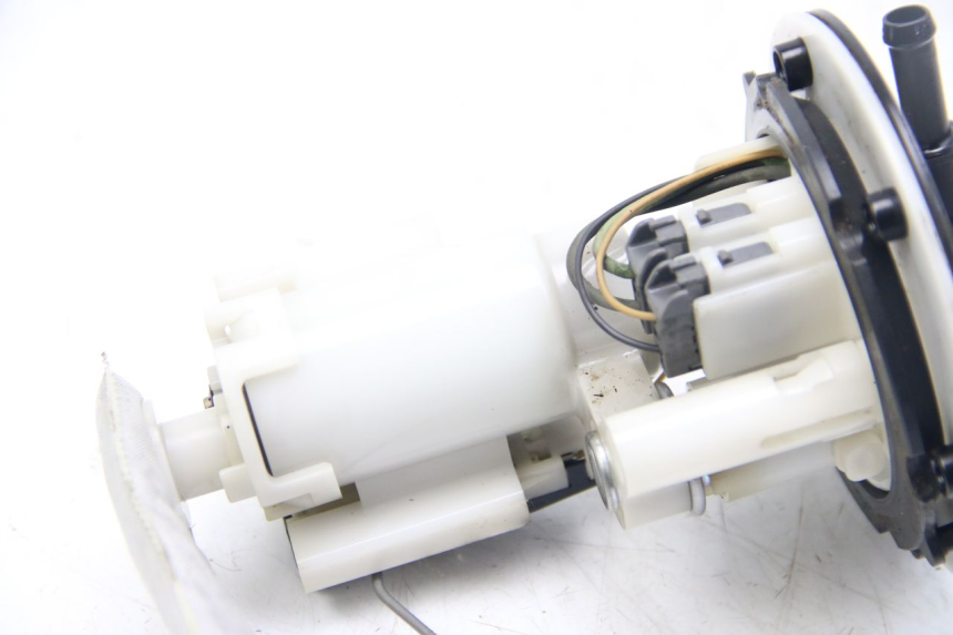 photo de BOMBA DE COMBUSTÍVEL YAMAHA HW XENTER 125 (2011 - 2017) - Outro ângulo de visão
